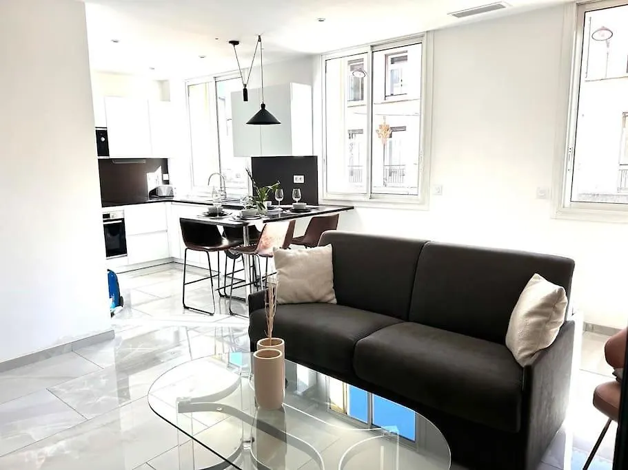Exception- 6 Pers Neuf Hyper Centre - Clim Apartment Saint-Raphael
