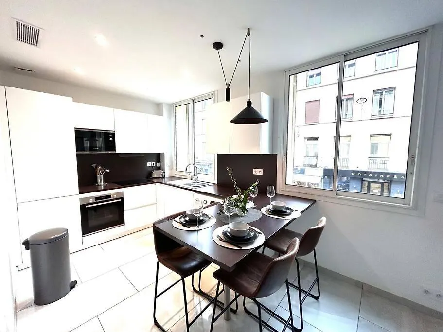 Exception- 6 Pers Neuf Hyper Centre - Clim Apartment Saint-Raphael  0*, Saint-Raphael (Var) France