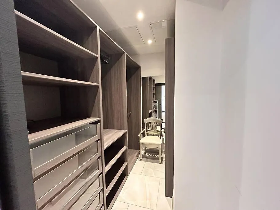 Exception- 6 Pers Neuf Hyper Centre - Clim Apartment Saint-Raphael   Saint-Raphael (Var)
